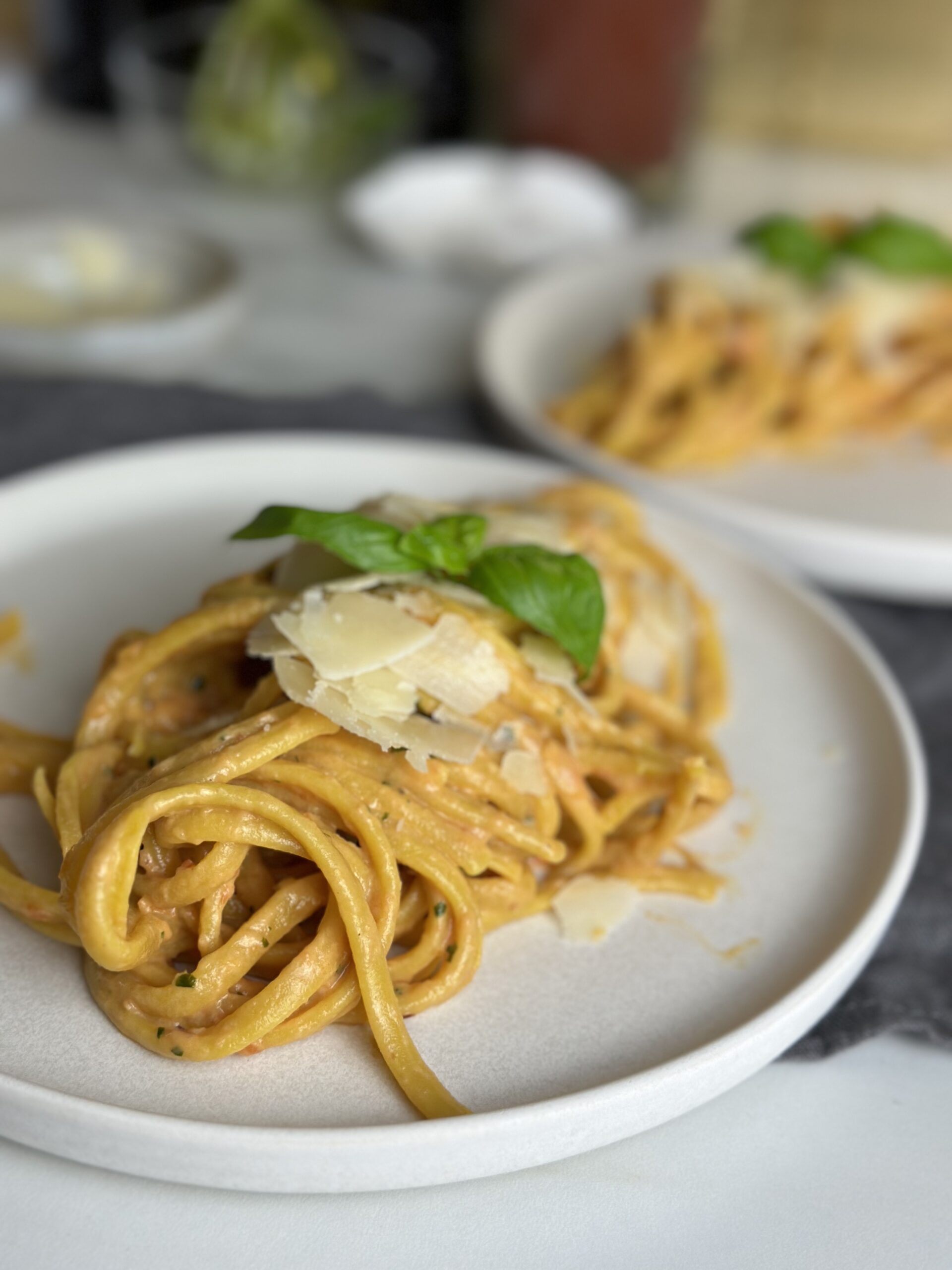 Nem og cremet tomatpasta